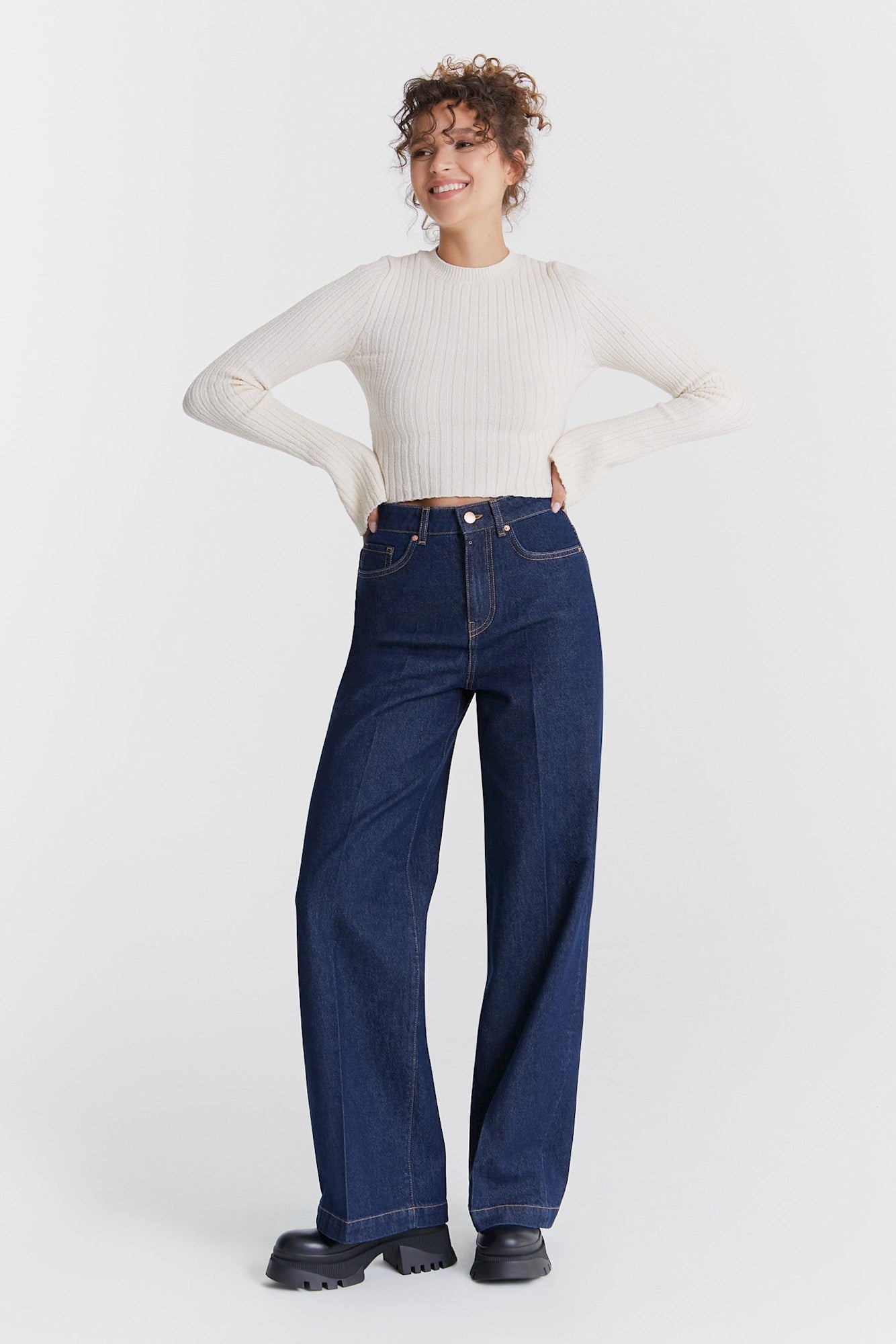 Maria - Jeans mit weitem Bein - Raw