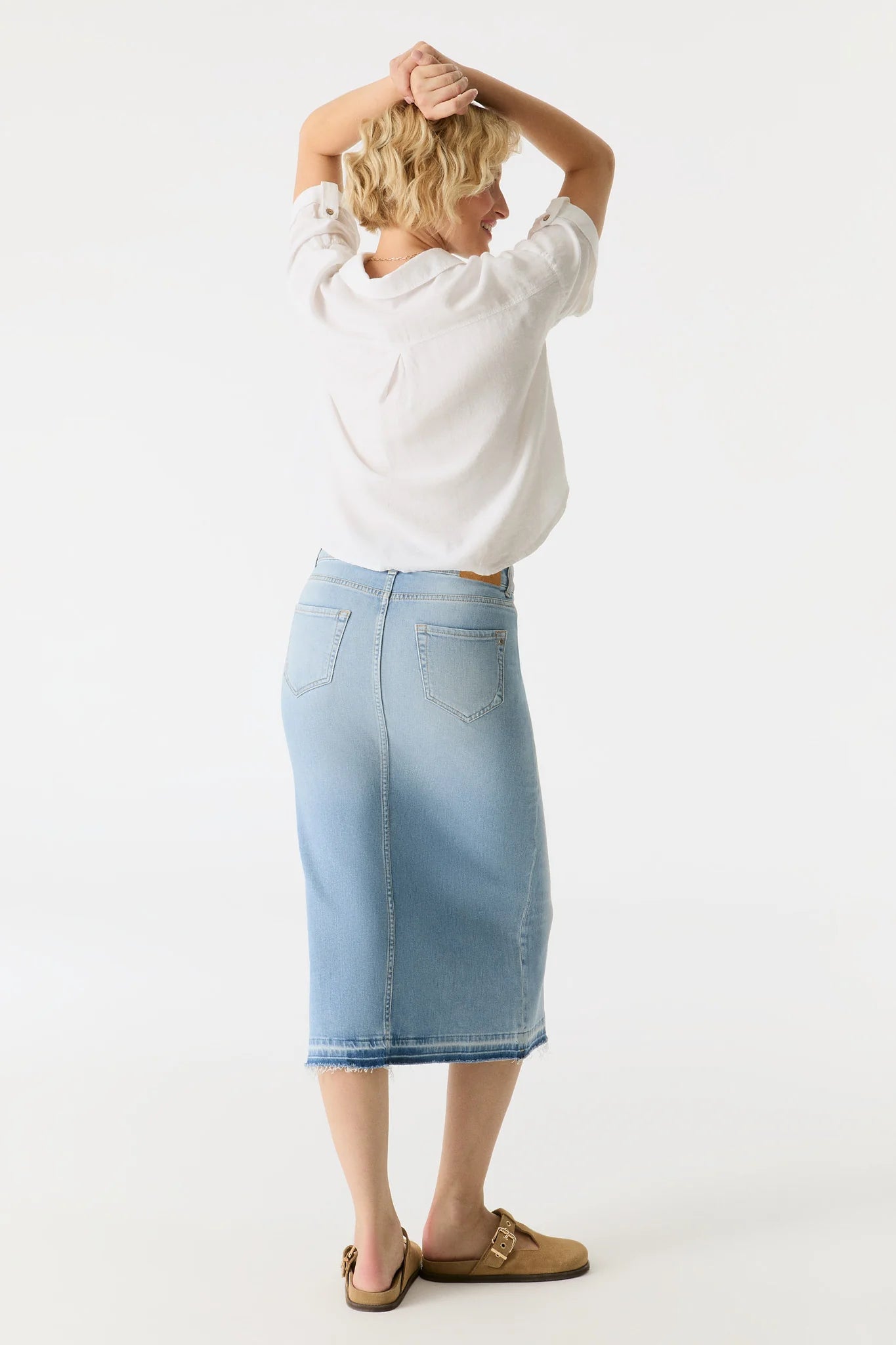 Evelyn - Mid Waist Long Skirt - Light Blue Fringe