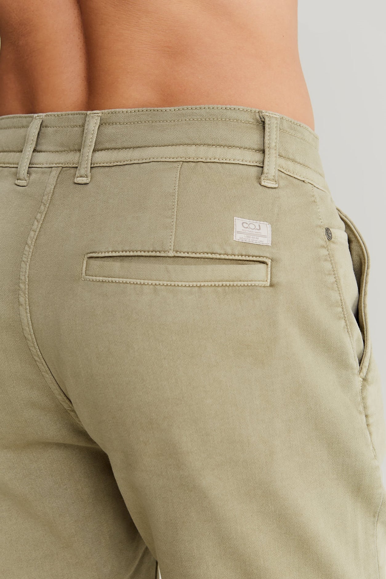 James - Chino Short - Helles Khaki