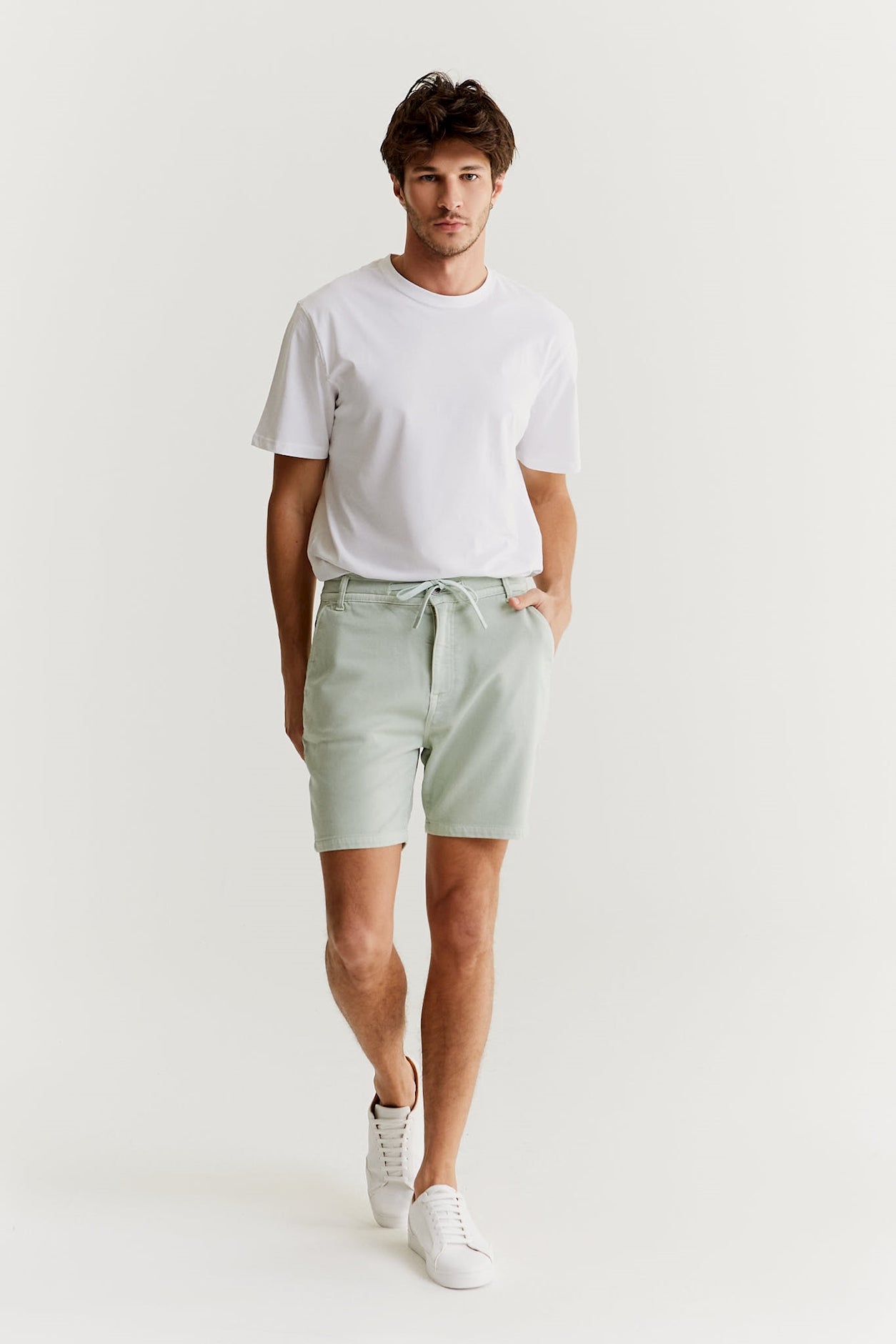 James - Chino-Shorts - Minze