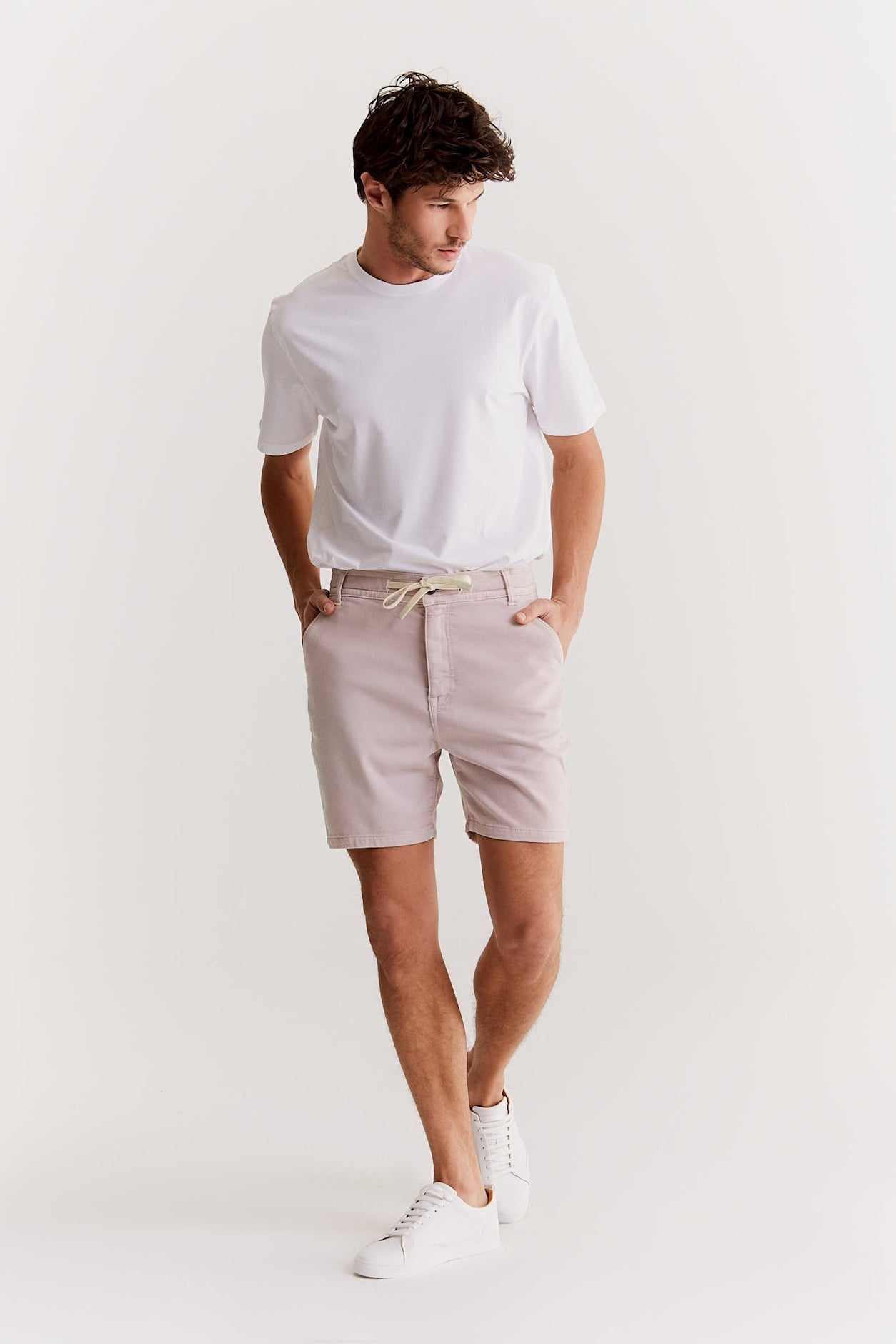 James - Chino Short - Flieder