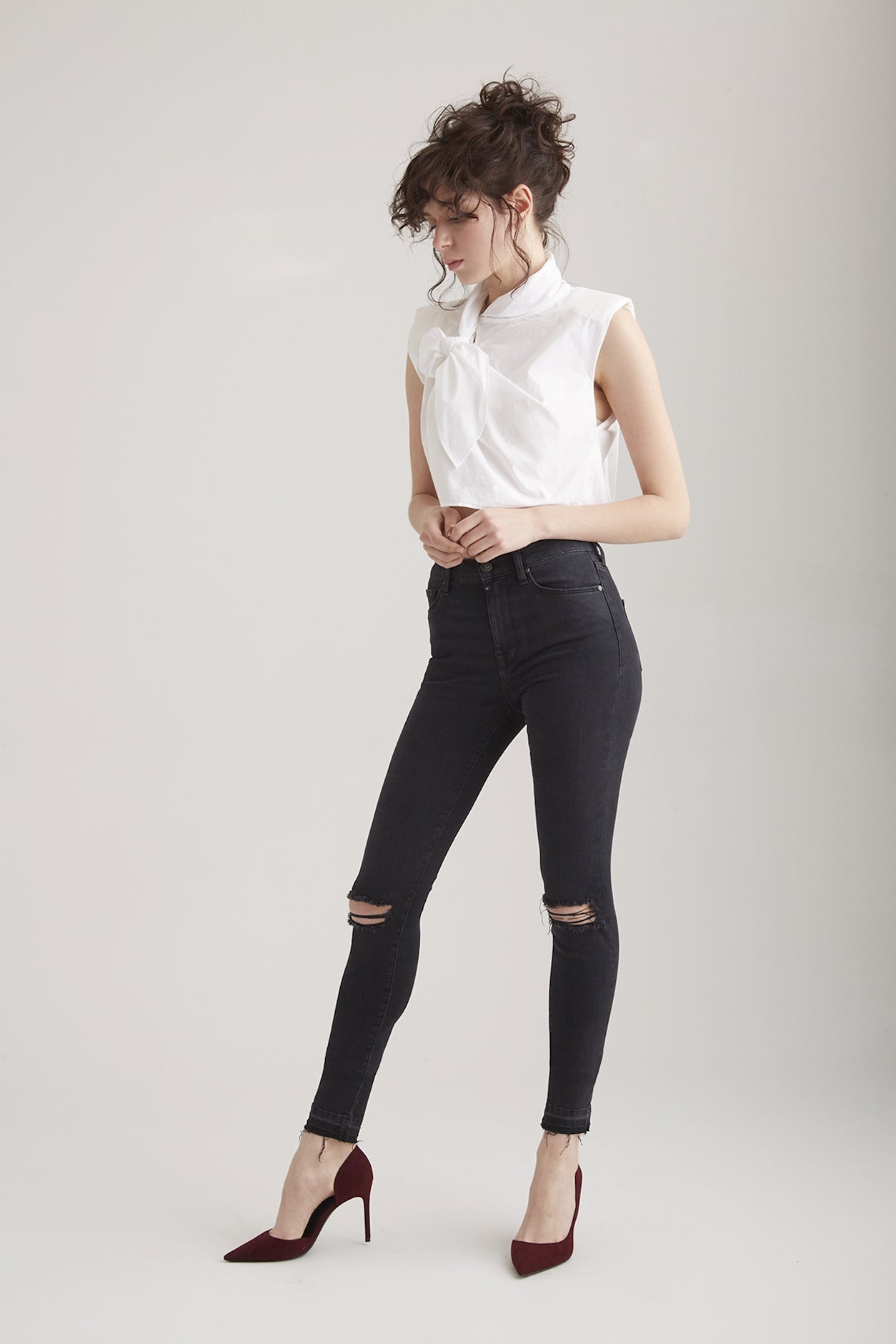 Sophia - Super Skinny mit hoher Taille - Schwarz Destroyed