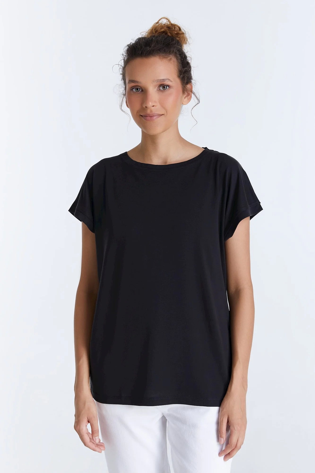 Audrey - Boat Neck T-shirt - Black