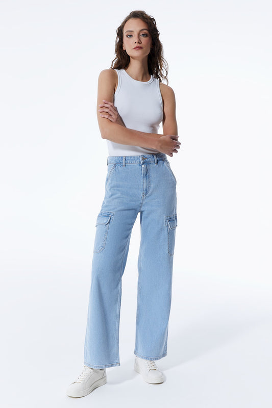 Charlotte – Cargo-Jeans mit hoher Taille – Hellblau