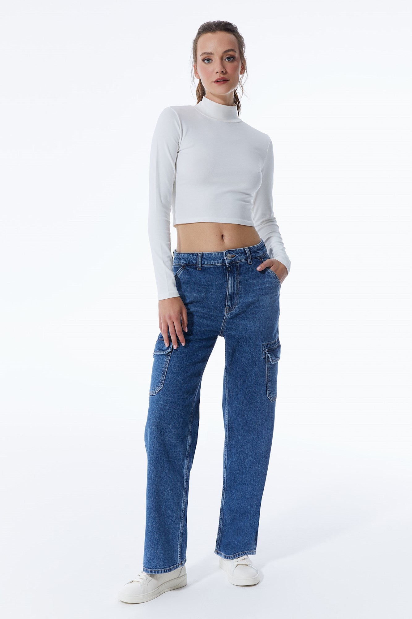 Charlotte – Cargo-Jeans mit hoher Taille – Mittelblau