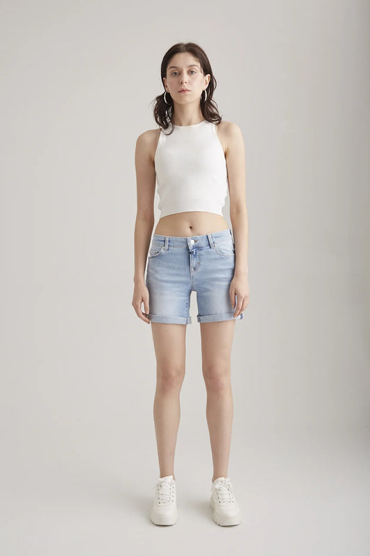 Emma - Mid Waist Denim Short - Light Blue