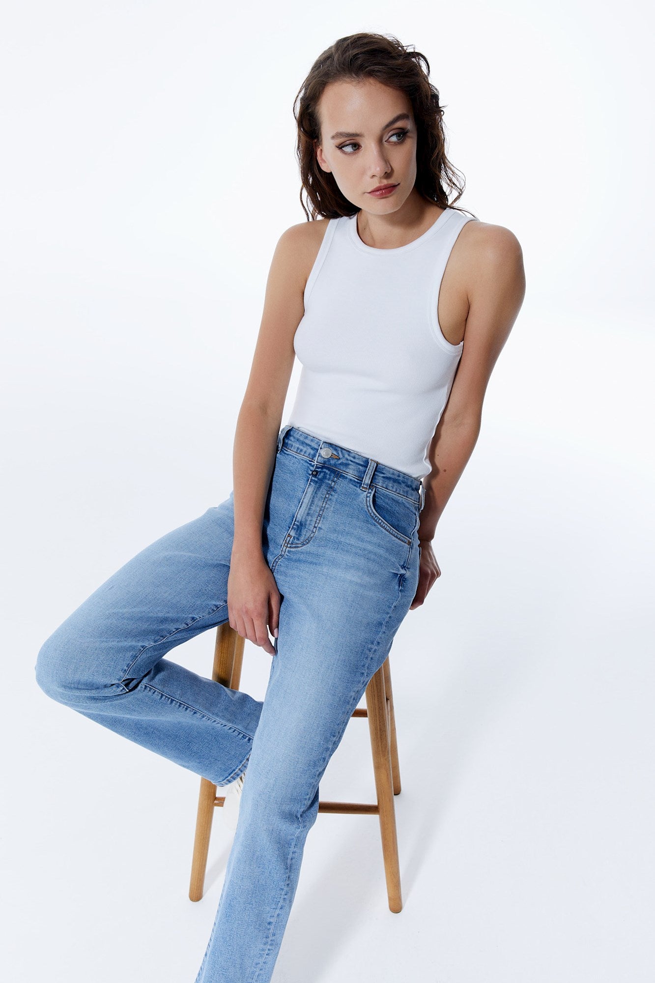 Kylie – 5-Pocket-Jeans mit mittlerer Taille – Hellblau