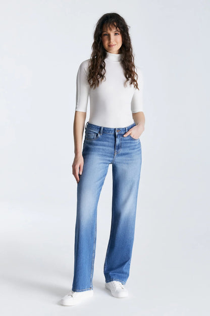 Nova - High Waist Ankle Jeans - Medium Blue