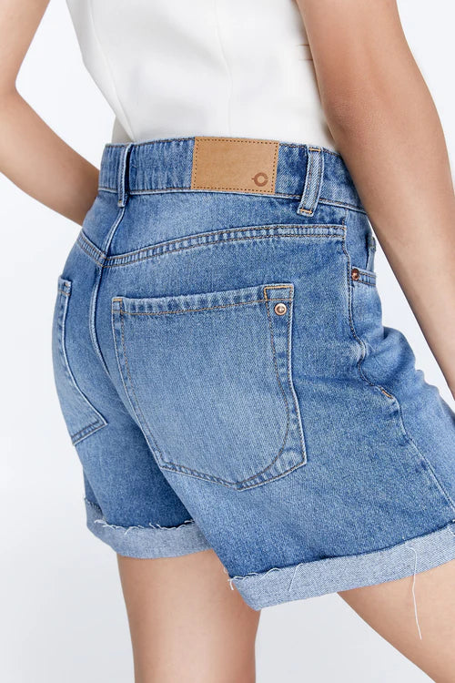 Tracy - Low Waist Denim Shorts - Medium Blue