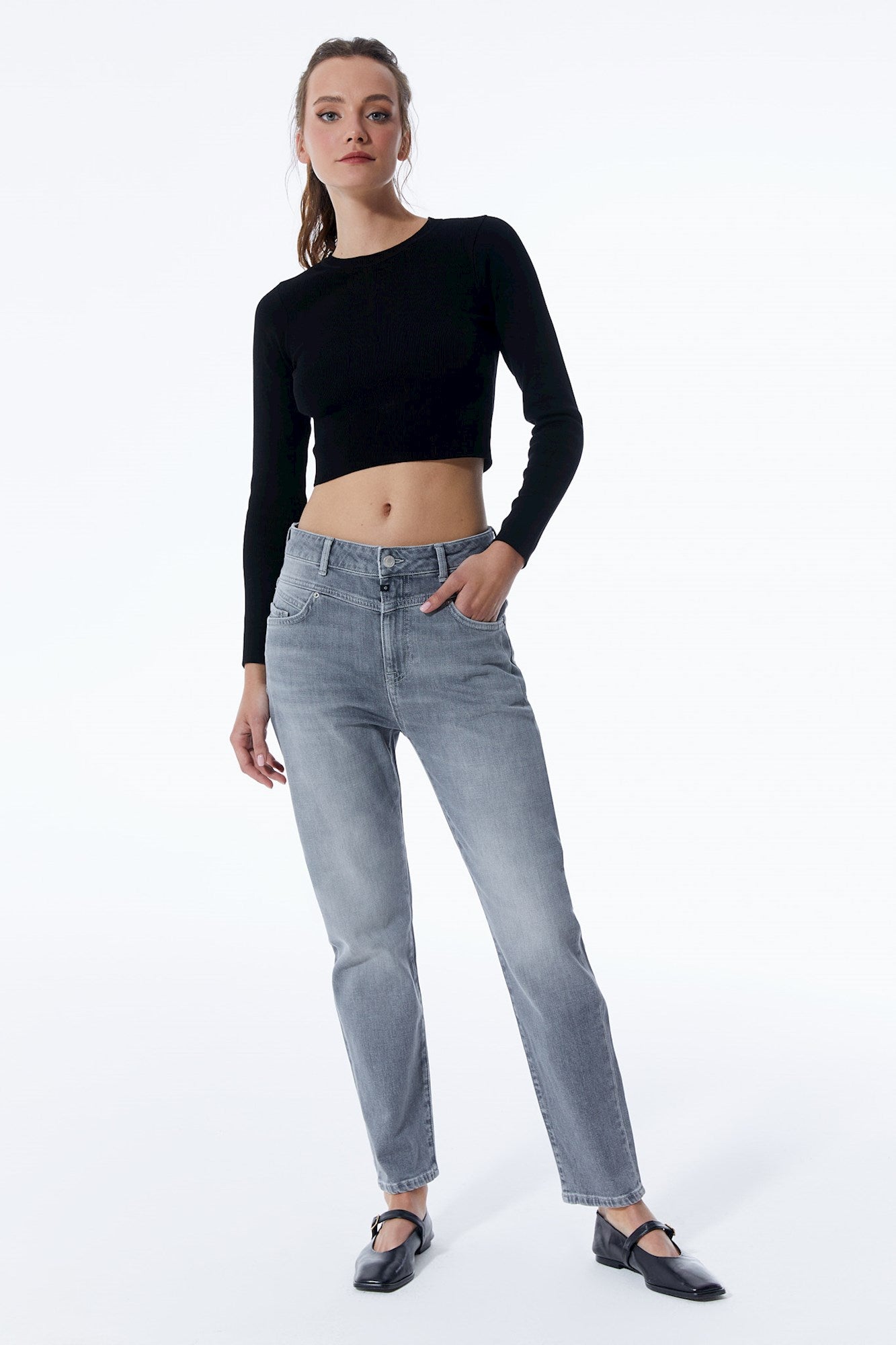 Victoria – Jeans mit normaler Passform – Grau Vintage