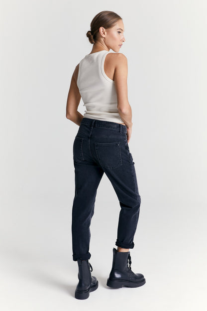 Victoria – Jeans mit normaler Passform – Schwarz Vintage