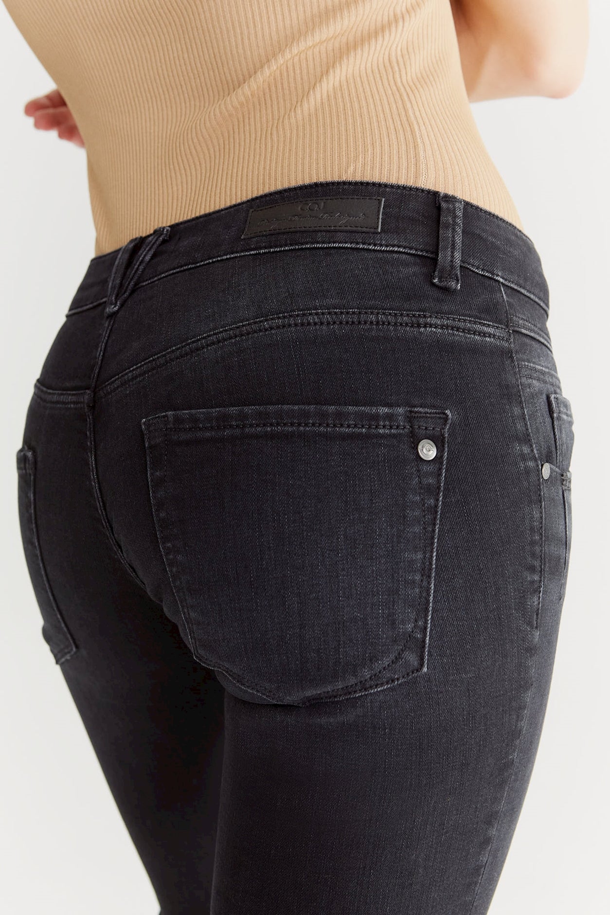 Allissa - Skinny Cropped Jeans - Schwarz Vintage