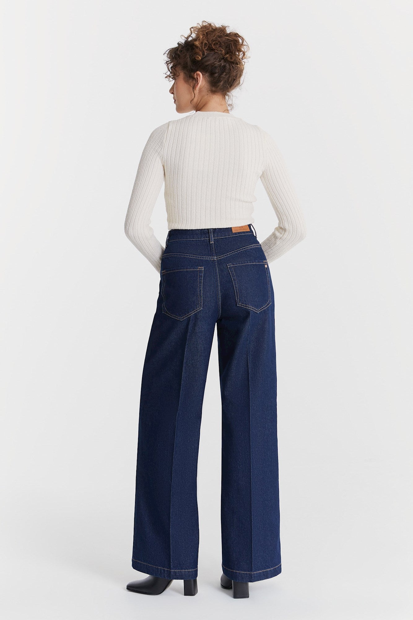 Maria - Jeans mit weitem Bein - Raw