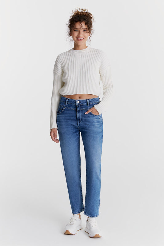 Victoria - Mid Waist 5 Pocket Regular Fit Jeans - Medium Blue
