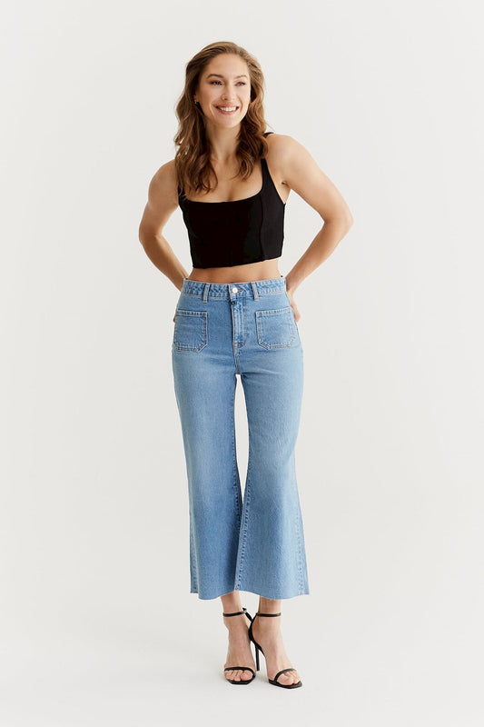 Larissa - Cropped Flare Jeans mit hoher Taille - Hellblau