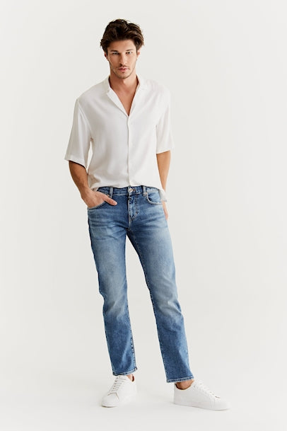 Marc - Straight Tapered Jeans - Light Blue